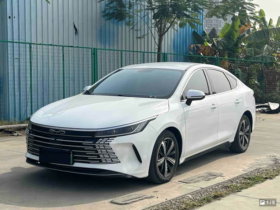2023 BYD Destroyer 05 DM-i Hybrid Sedan