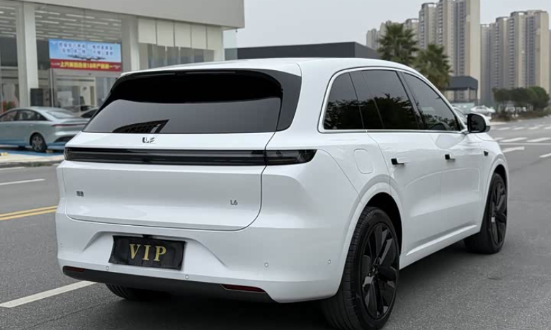 
								2024 Li Auto L6 Extended-Range Electric SUV full									
