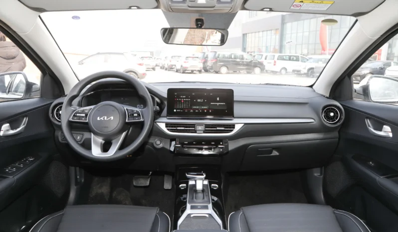 
								Kia K3 2024 Compact Sedan Automatic full									
