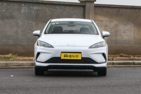 BYD Seal 05 DM-i 2024 Plug-in Hybrid Sedan